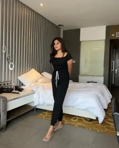 Call Girls Sarwar Cash On Delivery